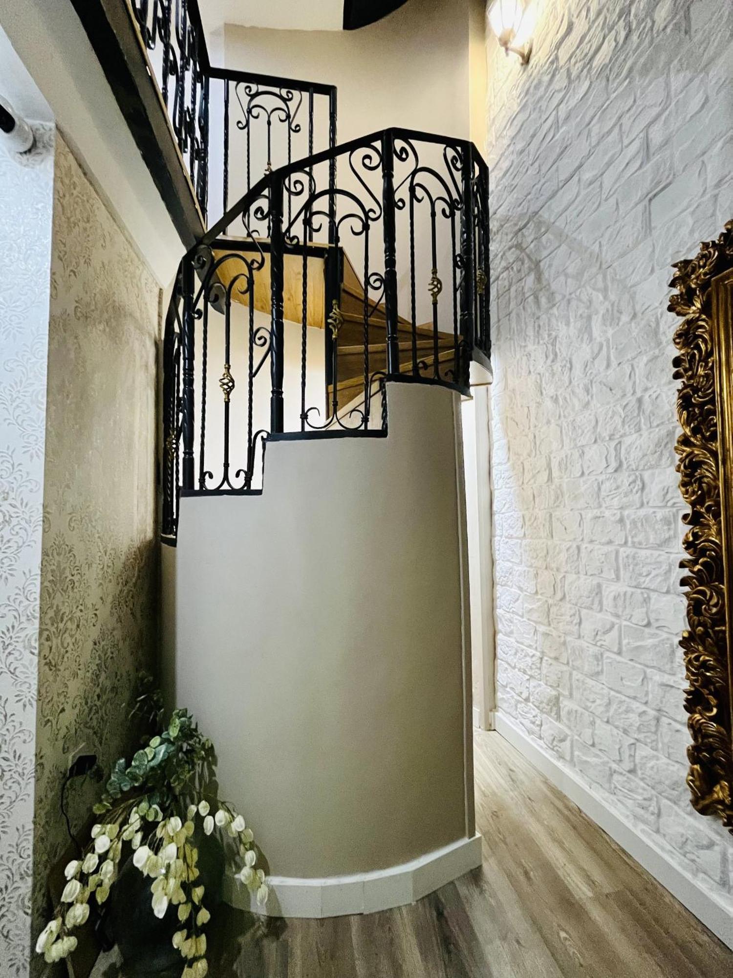 Apartament Torres De La Catedral Jaén Zewnętrze zdjęcie