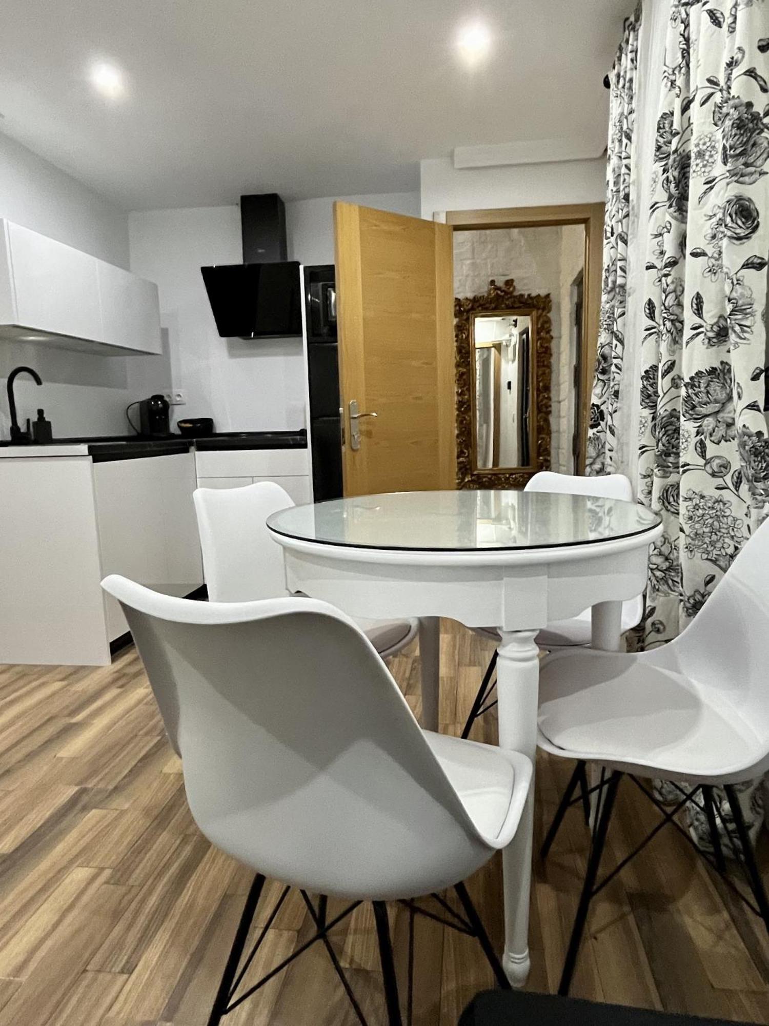 Apartament Torres De La Catedral Jaén Zewnętrze zdjęcie